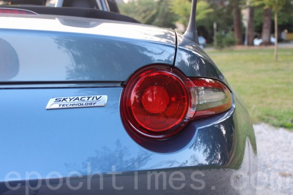 车评:敞篷看蓝天 2016 Mazda MX-5